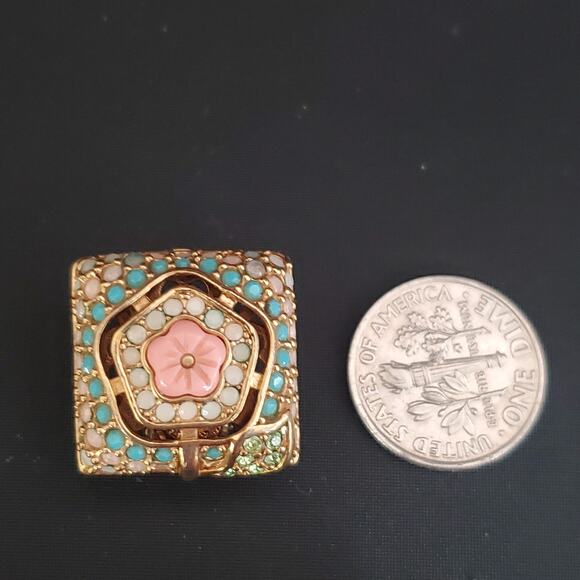 Lauren G Adams LGA Womens Pierced Earrings Omega Clip Gold Plated Pearl Crystals - Picture 6 of 7